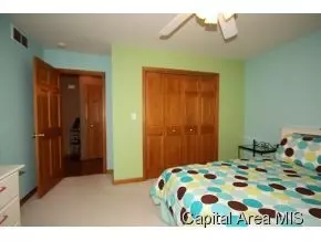 1908 Grist Mill Dr, Springfield, IL 62711 photo 14