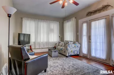 1708 S Douglas St, Springfield, IL 62704 photo 5