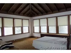 121 S Douglas Ave, Springfield, IL 62704 photo 6