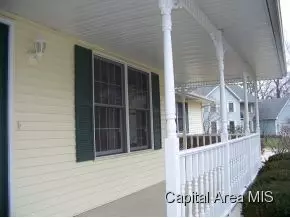 8028 Wilson Ter, Springfield, IL 62712 photo 2