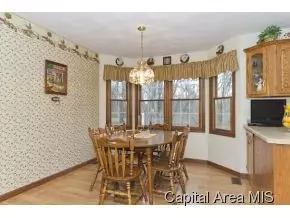 8028 Wilson Ter, Springfield, IL 62712 photo 8