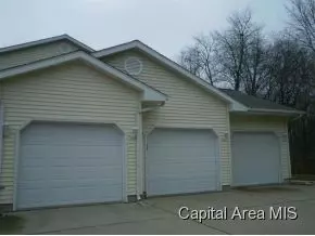 8028 Wilson Ter, Springfield, IL 62712 photo 23