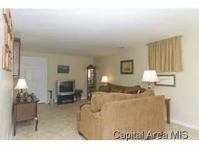 8028 Wilson Ter, Springfield, IL 62712 photo 21