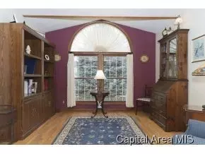 8028 Wilson Ter, Springfield, IL 62712 photo 9