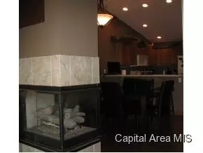 2805 Wordsworth, Springfield, IL 62711 photo 4