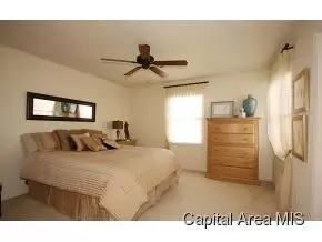 3812 Viking Blvd, Springfield, IL 62712 photo 16