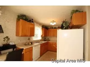 3812 Viking Blvd, Springfield, IL 62712 photo 9