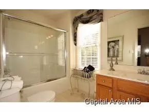 3812 Viking Blvd, Springfield, IL 62712 photo 17