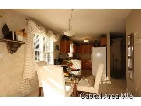 3812 Viking Blvd, Springfield, IL 62712 photo 10