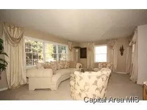 3812 Viking Blvd, Springfield, IL 62712 photo 5