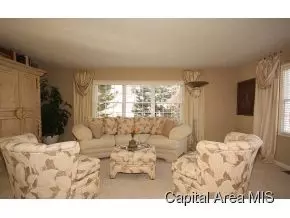 3812 Viking Blvd, Springfield, IL 62712 photo 3