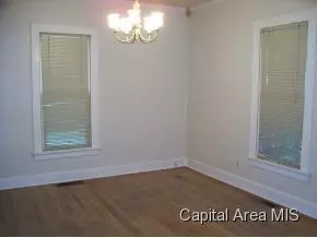 2311 S 13th St, Springfield, IL 62703 photo 2