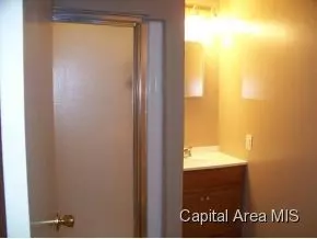 2311 S 13th St, Springfield, IL 62703 photo 5