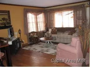 205 S Mill St, Athens, IL 62613 photo 2