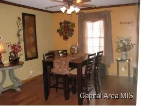 205 S Mill St, Athens, IL 62613 photo 3