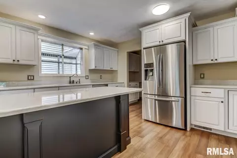 12 Chimney View Ln, Springfield, IL 62707 photo 7