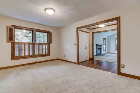 12 Chimney View Ln, Springfield, IL 62707 photo 3