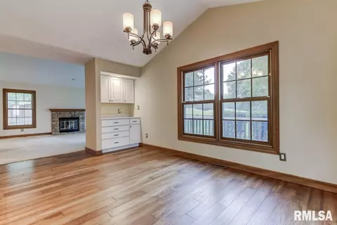 12 Chimney View Ln, Springfield, IL 62707 photo 6