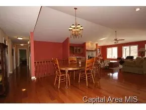 3467 Spaulding Orchard Rd, Springfield, IL 62711 photo 11