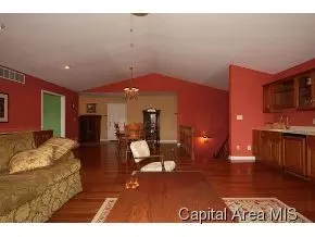 3467 Spaulding Orchard Rd, Springfield, IL 62711 photo 6