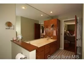 3467 Spaulding Orchard Rd, Springfield, IL 62711 photo 14