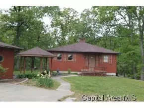 11006 Arrowhead, Plainview, IL 62685 photo 3