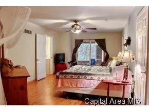 11006 Arrowhead, Plainview, IL 62685 photo 19