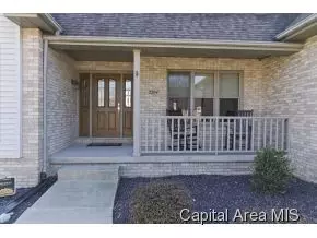 2204 Greenside Dr, Springfield, IL 62704 photo 2