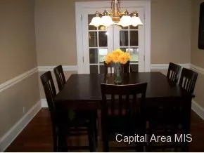 9 Glen Eagle Dr, Springfield, IL 62704 photo 3