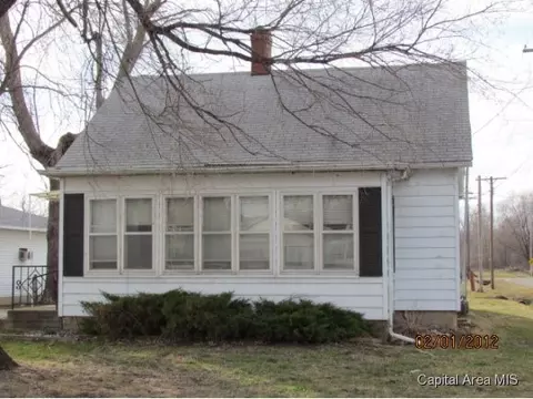 117 N Branch St, Bluffs, IL 62621 photo 1
