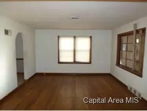 2431 S 13th, Springfield, IL 62703 photo 3