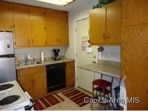 3137 S 1st, Springfield, IL 62703 photo 9