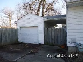 2618 S 10th, Springfield, IL 62703 photo 3