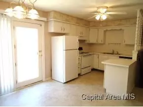 2033 Croydon 4129 Glendale, Springfield, IL 62703 photo 4