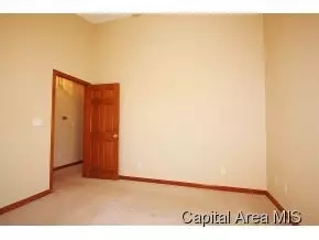 7106 Piper Glen Dr, Springfield, IL 62711 photo 13