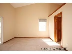 7106 Piper Glen Dr, Springfield, IL 62711 photo 8