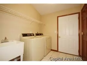 7106 Piper Glen Dr, Springfield, IL 62711 photo 17
