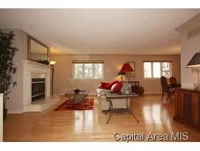 2713 Interlacken Rd, Springfield, IL 62704 photo 8