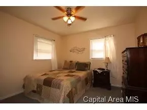 2604 Sherborn, Springfield, IL 62702 photo 17