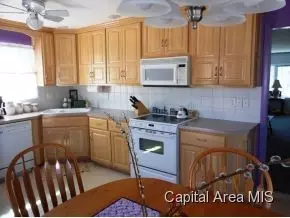 720 Milton, Springfield, IL 62702 photo 4