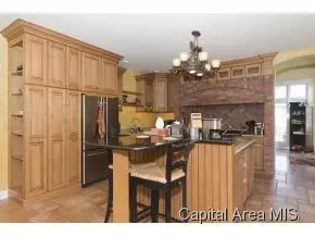4612 Foxhall, Springfield, IL 62711 photo 7