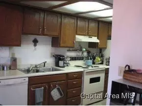3323 Ivyton, Springfield, IL 62704 photo 3