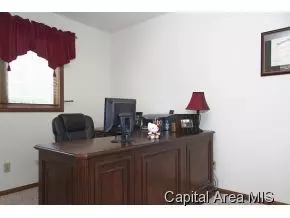 1616 Devonwood, Springfield, IL 62704 photo 14