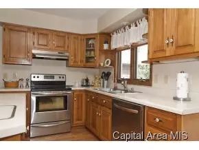 1616 Devonwood, Springfield, IL 62704 photo 6