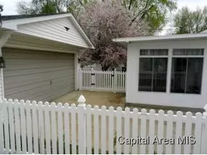 2076 Faringdon, Springfield, IL 62702 photo 16