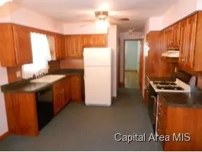 2076 Faringdon, Springfield, IL 62702 photo 12