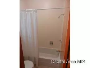 2076 Faringdon, Springfield, IL 62702 photo 8