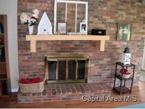 3144 Elmhurst Dr, Springfield, IL 62704 photo 9
