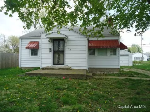 712 N Daniels, Springfield, IL 62702 photo 1