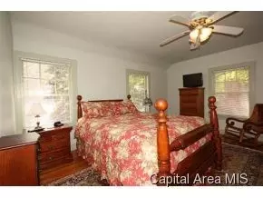 345 S Douglas, Springfield, IL 62704 photo 8